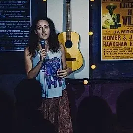 Alexis Coward - comedian