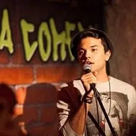Ato Karlsson - comedian