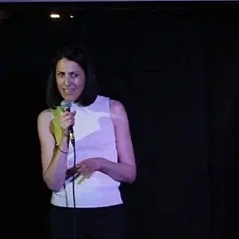 Lindsey Booth - comedian