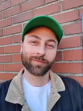 Sam Bass - comedian