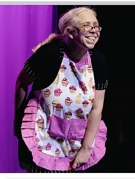 The Comedy Girl - comedian