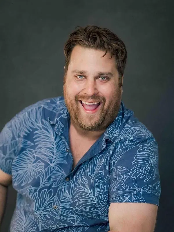 Chris Howard photo