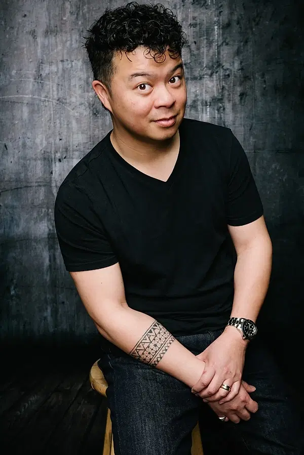 Loy Lee photo