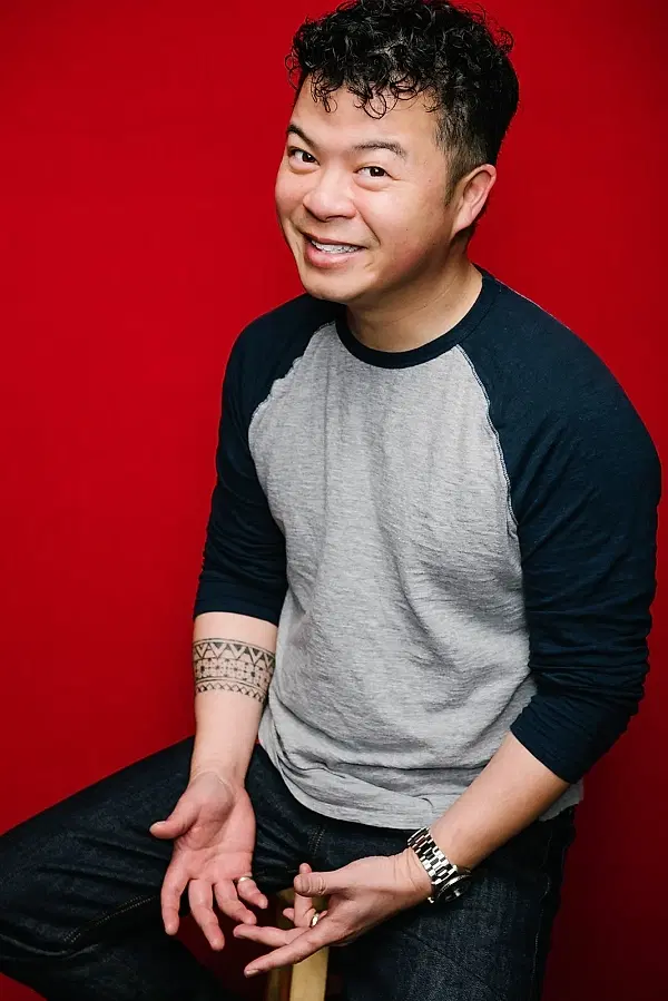 Loy Lee photo